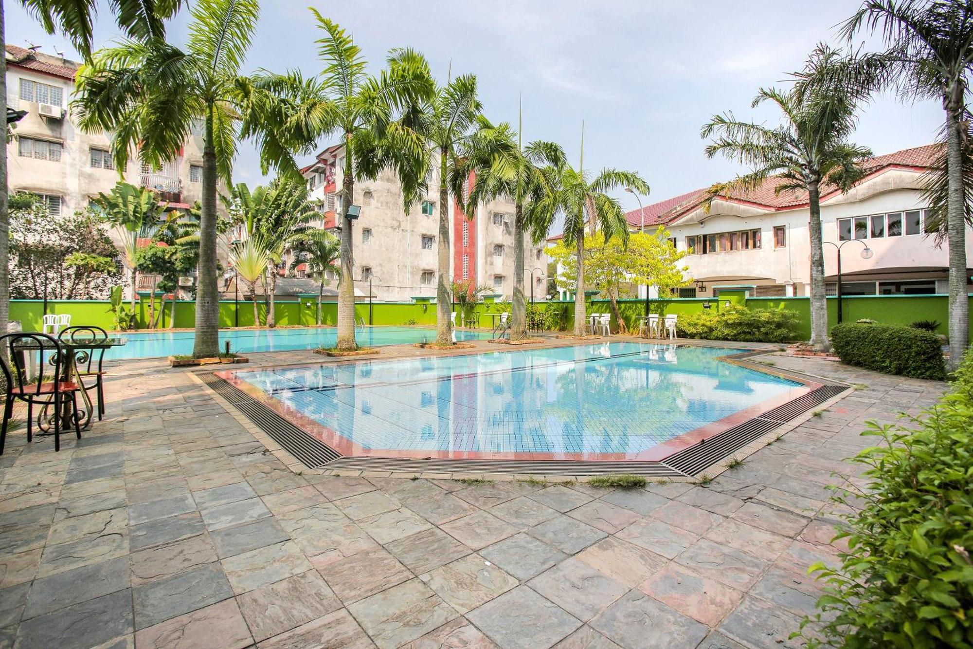 Oyo 89432 ホテル スーパー カウボーイ Malacca エクステリア 写真